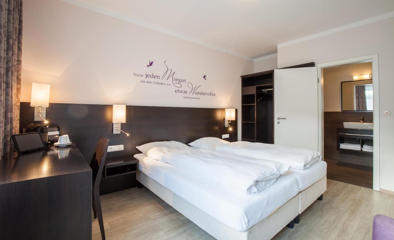 Sleepbeeone Wilhelmshaven Ξενοδοχείο Εξωτερικό φωτογραφία