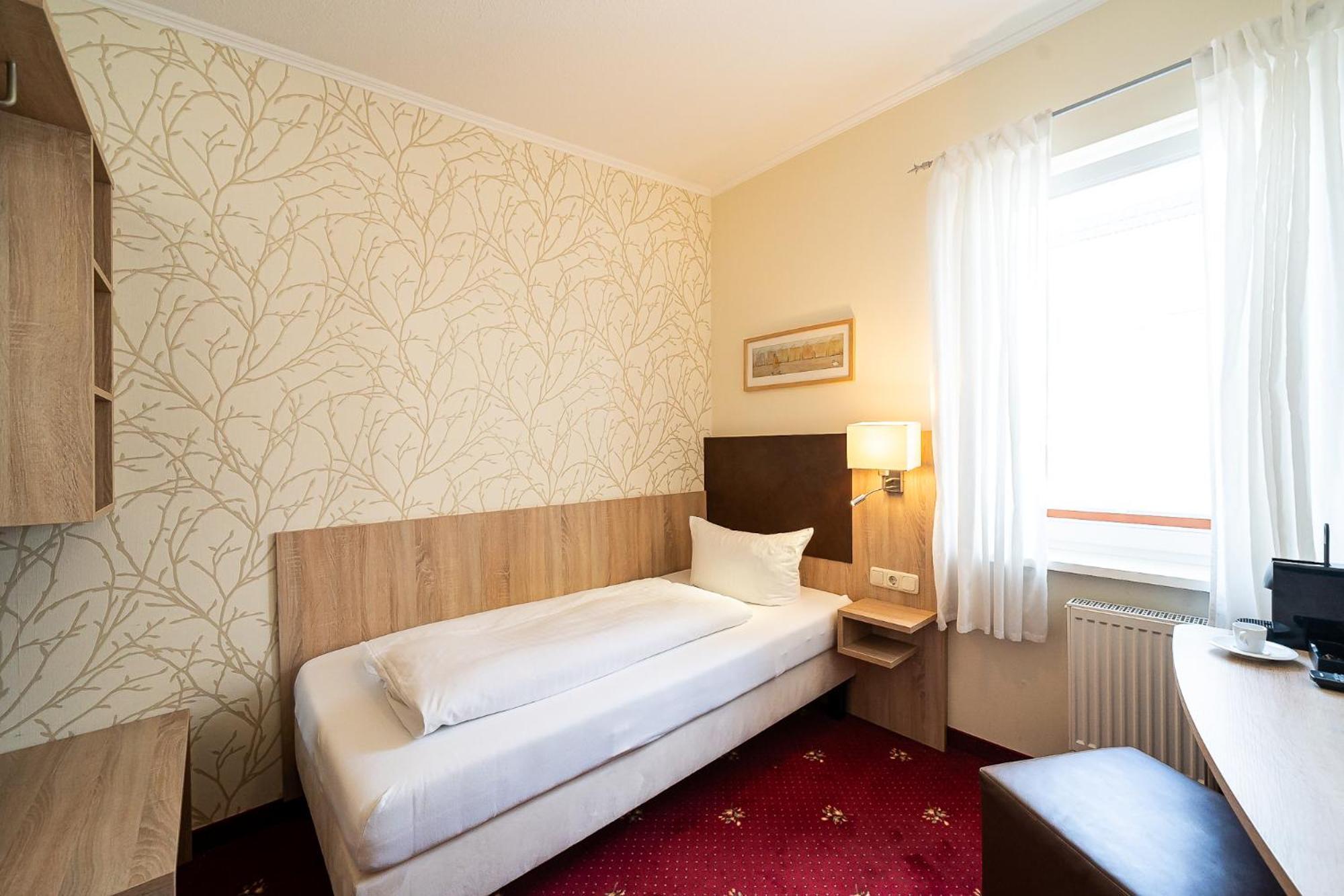 Sleepbeeone Wilhelmshaven Ξενοδοχείο Εξωτερικό φωτογραφία