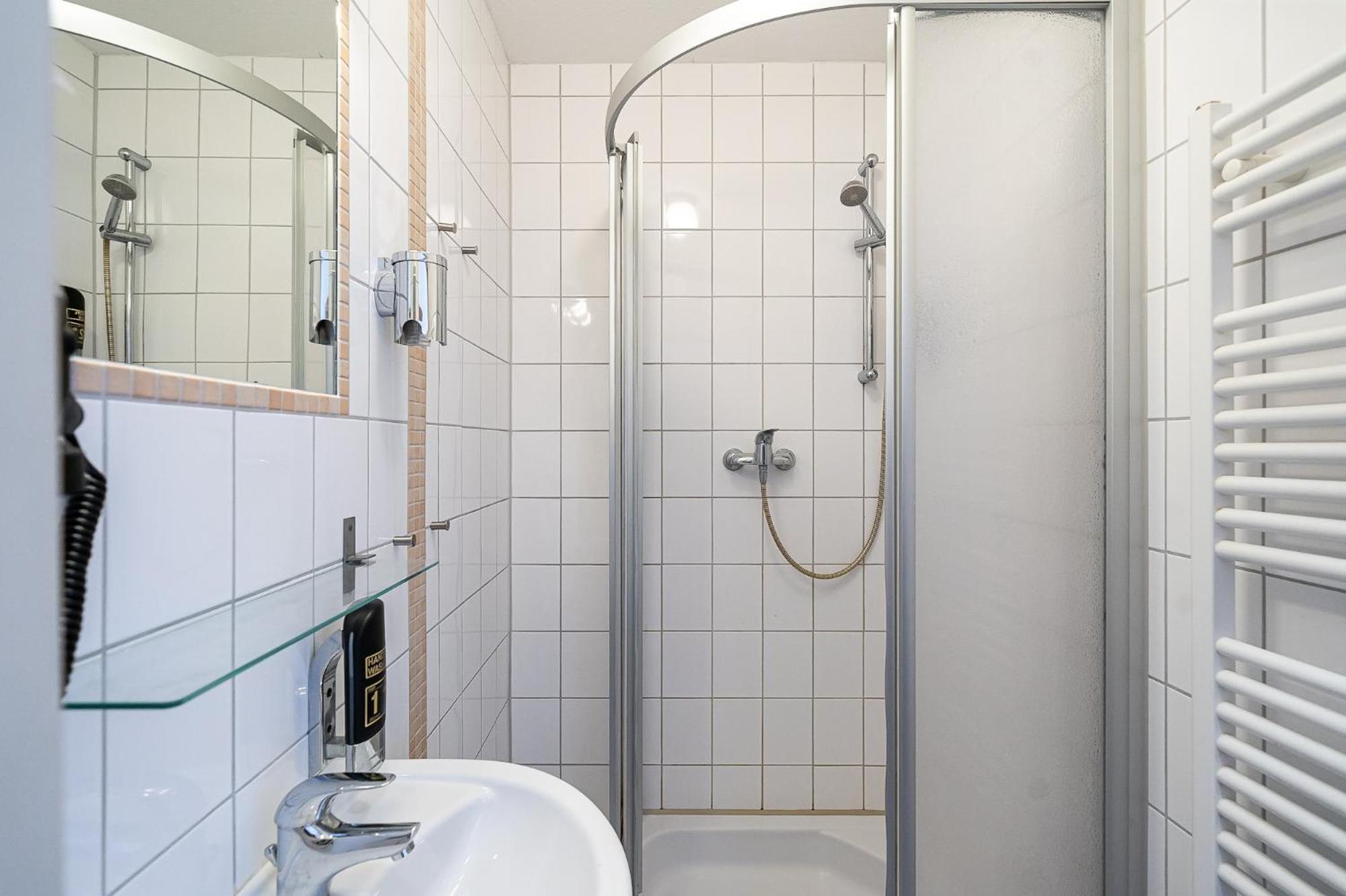 Sleepbeeone Wilhelmshaven Ξενοδοχείο Εξωτερικό φωτογραφία