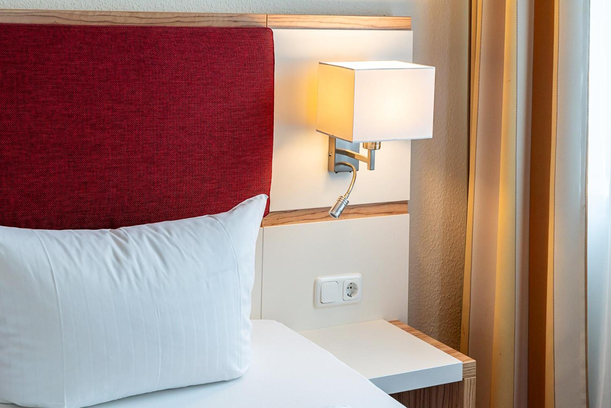 Sleepbeeone Wilhelmshaven Ξενοδοχείο Εξωτερικό φωτογραφία
