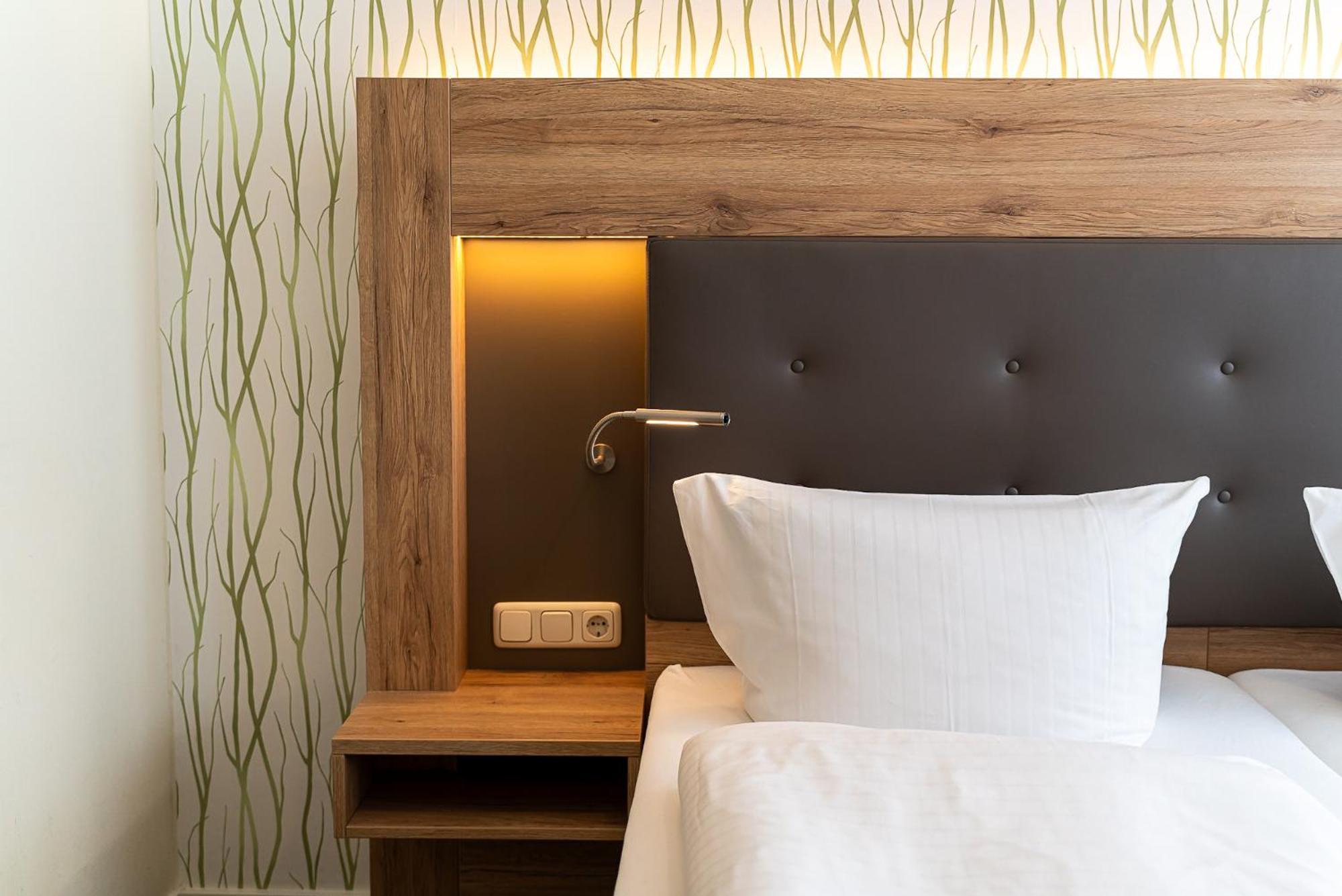 Sleepbeeone Wilhelmshaven Ξενοδοχείο Εξωτερικό φωτογραφία