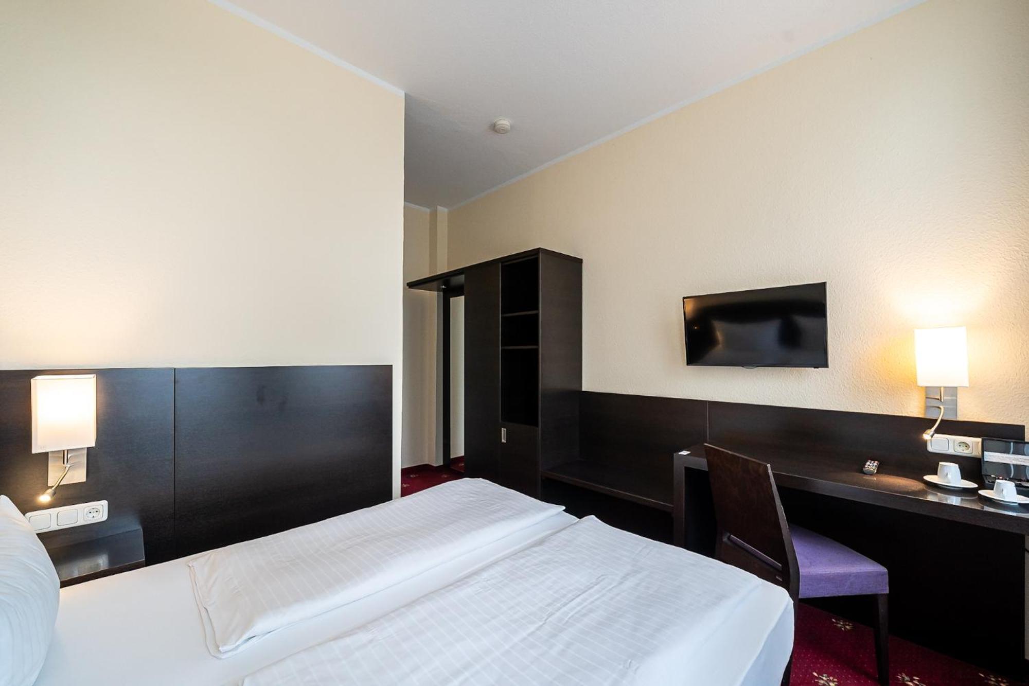 Sleepbeeone Wilhelmshaven Ξενοδοχείο Εξωτερικό φωτογραφία