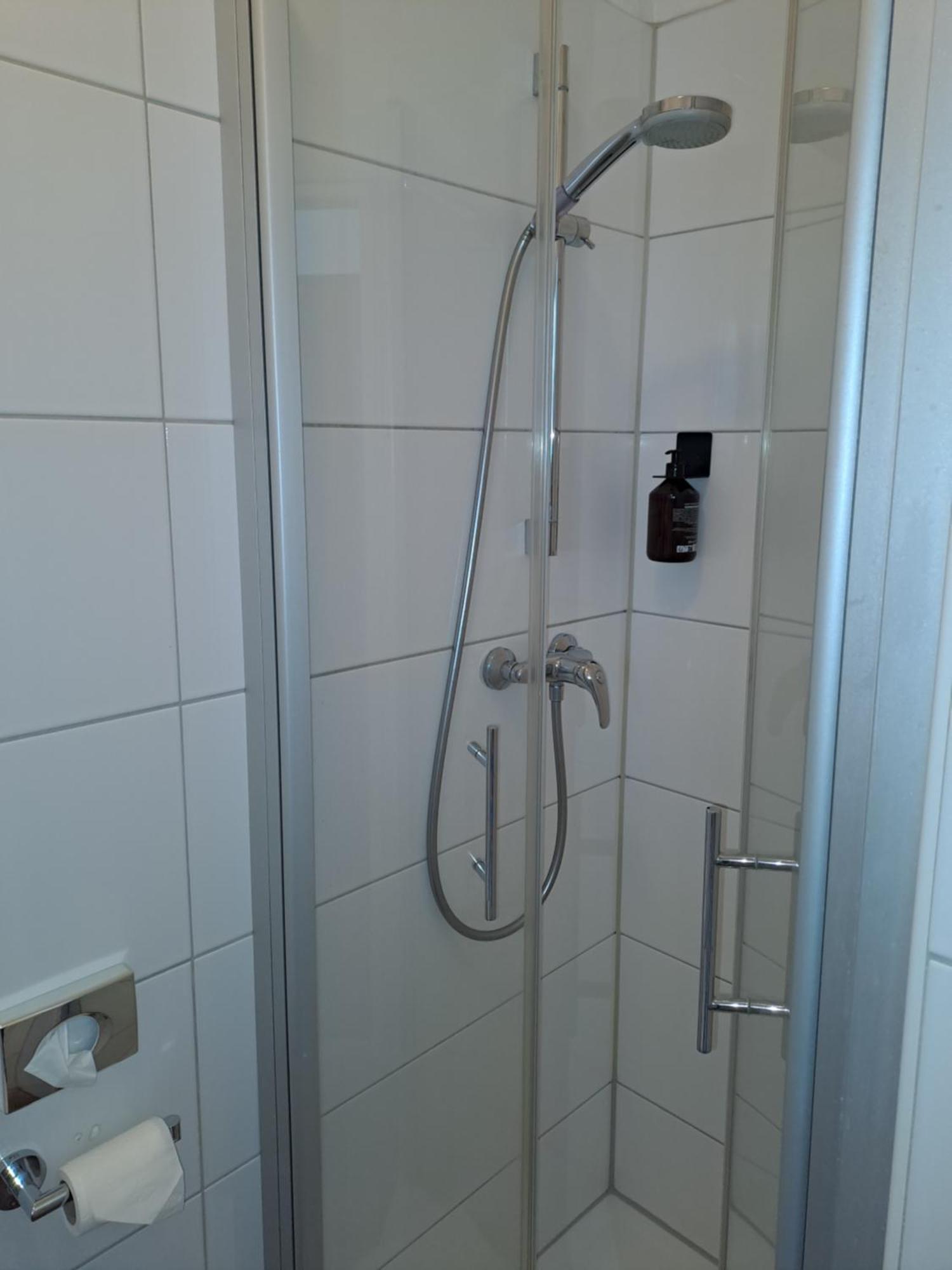 Sleepbeeone Wilhelmshaven Ξενοδοχείο Εξωτερικό φωτογραφία
