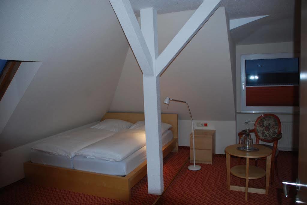 Sleepbeeone Wilhelmshaven Ξενοδοχείο Εξωτερικό φωτογραφία